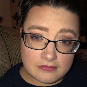 Meet your Posher, Brittney